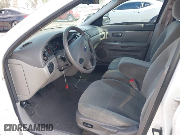 2003 Ford Taurus SES Standard with VIN 1FAFP55293G176494, listed as a IAAI auction lot 42040985 with 95,550 mi miles. Bid and sale history available at carsss.com. Image 5.