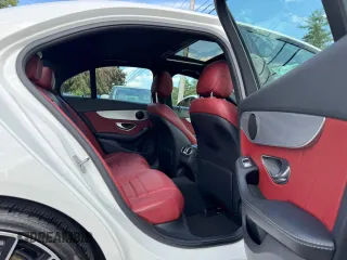2018 Mercedes-Benz C 300 with VIN 55SWF4JB1JU274549, listed as a Copart auction lot 62408975 with 169,975 mi miles and Clean title. Bid and sale history available at DreamBid. Image 6.