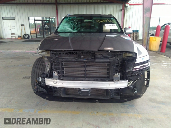 2022 Genesis GV80 with VIN KMUHBDSB4NU083139, listed as a IAAI auction lot 42447411 with 51,322 mi miles and . Bid and sale history available at DreamBid. Image 13.