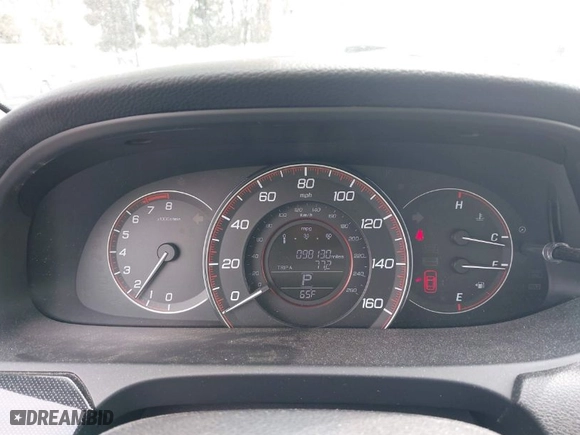 2015 Honda Accord Sedan Sport with VIN 1HGCR2F52FA109064, listed as a IAAI auction lot 41916131 with 98,130 mi miles. Bid and sale history available at carsss.com. Image 15.