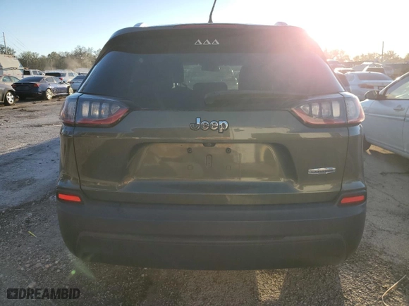 2019 Jeep Cherokee Latitude Plus with VIN 1C4PJLLB2KD202408, listed as a Copart auction lot 80955454 with 137,944 mi miles and Non Repairable. Bid and sale history available at carsss.com. Image 6.