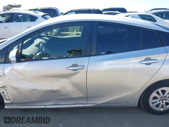 2018 Toyota Prius Two with VIN JTDKBRFU6J3068322, listed as a IAAI auction lot 42001483 with 57,597 mi miles. Bid and sale history available at carsss.com. Image 14.