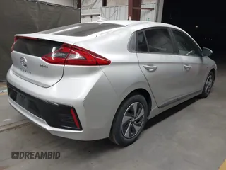 2018 Hyundai Ioniq SEL z VIN KMHC75LC2JU071766, wystawiony jako IAAI lot #42334469 z przebiegiem 78 987 mil mil oraz . Historia ofert i sprzedaży dostępna na DreamBid. Obrazek 4.