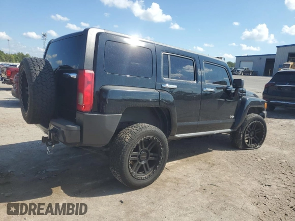 2008 Hummer H3 SUV with VIN 5GTEN13E688135915, listed as a Copart auction lot 70292354 with 221,773 mi miles and Salvage Title. Bid and sale history available at carsss.com. Image 3.
