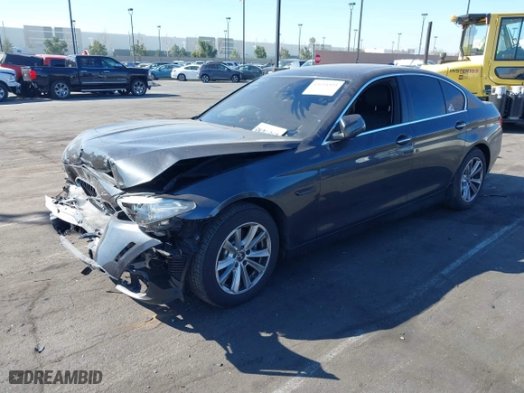 2015 BMW 5 Series 528i with VIN WBA5A5C55FD521110, listed as a IAAI auction lot 41614593 with 70,727 mi miles. Bid and sale history available at carsss.com. Image 21.