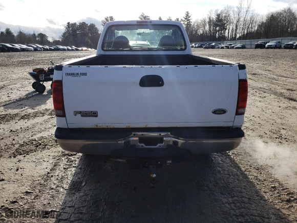 2004 Ford Super Duty F-250 XL with VIN 1FTNF21LX4ED82605, listed as a Copart auction lot 85374574 with 56,534 mi miles and Clean Title. Bid and sale history available at carsss.com. Image 6.