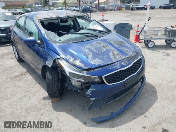 2018 Kia Forte LX with VIN 3KPFK4A77JE230246, listed as a IAAI auction lot 42031081 with 90,456 mi miles. Bid and sale history available at carsss.com. Image 6.