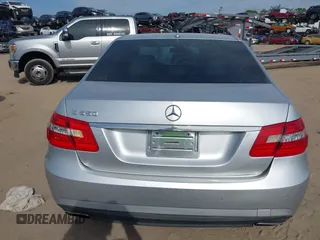 2010 Mercedes-Benz E 550 Luxury with VIN WDDHF7CB0AA100964, listed as a IAAI auction lot 41458942 with 119,927 mi miles and . Bid and sale history available at DreamBid. Image 16.