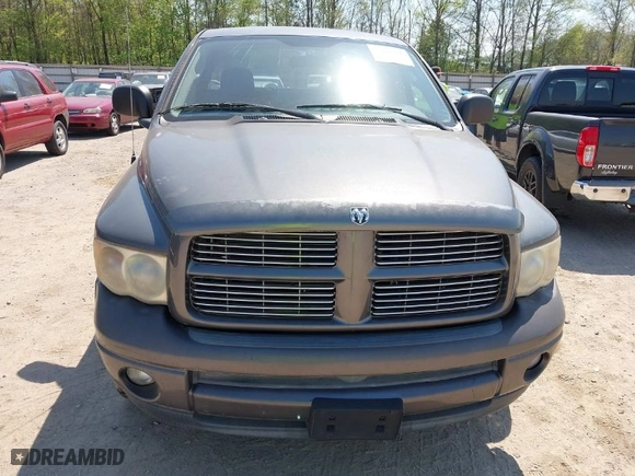 2003 Dodge Ram 1500 ST with VIN 1D7HU18N13S266025, listed as a IAAI auction lot 42040676 with 211,673 mi miles. Bid and sale history available at carsss.com. Image 6.