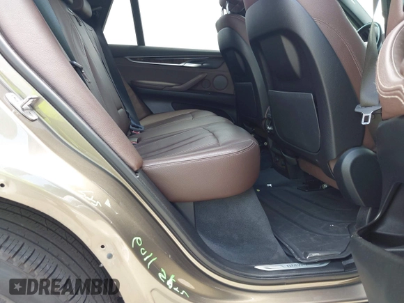 2017 BMW X5 sDrive35i z VIN 5UXKR2C54H0U20033, wystawiony jako IAAI lot #42283458 z przebiegiem 135 869 mil mil oraz . Historia ofert i sprzedaży dostępna na DreamBid. Obrazek 8.