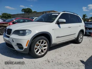 2011 BMW X5 35i with VIN 5UXZV4C54BL412770, listed as a Copart auction lot 53043825 with 148,612 mi miles and Clean Title. Bid and sale history available at carsss.com. Image 1.