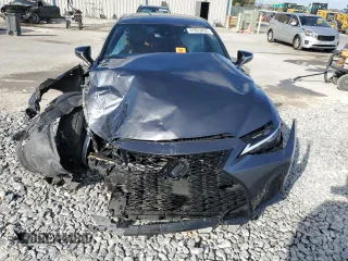 2024 Lexus IS 300 z VIN JTHBA1D2XR5131457, wystawiony jako Copart lot #47825855 z przebiegiem 17 118 mil mil oraz Nie do naprawy • Non repairable. Historia ofert i sprzedaży dostępna na DreamBid. Obrazek 5.