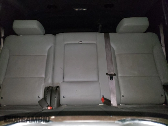 2021 Chevrolet Suburban LT z VIN 1GNSKCKD0MR179833, wystawiony jako Copart lot #52454765 z przebiegiem 95 989 mil mil oraz Czysty tytuł • Clean title. Historia ofert i sprzedaży dostępna na DreamBid. Obrazek 10.