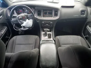 2020 Dodge Charger SXT z VIN 2C3CDXBG6LH133421, wystawiony jako Copart lot #51809345 z przebiegiem 174 109 mil mil oraz Szkoda całkowita • Salvage title. Historia ofert i sprzedaży dostępna na DreamBid. Obrazek 8.