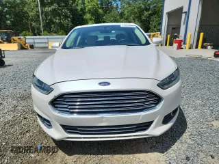 2013 Ford Fusion SE Hybrid with VIN 3FA6P0LU3DR265589, listed as a Copart auction lot 64081245 with 224,864 mi miles and Salvage title. Bid and sale history available at DreamBid. Image 5.