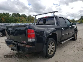 2007 GMC Sierra Denali z VIN 2GTEK638971651761, wystawiony jako Copart lot #73001574 z przebiegiem Nie podano mil oraz Nie do naprawy. Historia ofert i sprzedaży dostępna na DreamBid. Obrazek 3.