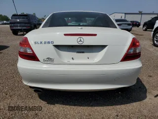 2007 Mercedes-Benz SLK 280 z VIN WDBWK54F97F147407, wystawiony jako Copart lot #51713315 z przebiegiem 83 872 mil mil oraz Szkoda całkowita • Salvage title. Historia ofert i sprzedaży dostępna na DreamBid. Obrazek 6.