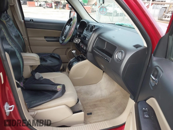 2015 Jeep Patriot Sport z VIN 1C4NJPBB1FD107229, wystawiony jako IAAI lot #40175925 z przebiegiem 127 707 mil mil oraz . Historia ofert i sprzedaży dostępna na DreamBid. Obrazek 5.