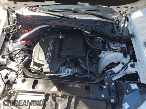 2015 BMW X4 xDrive35i with VIN 5UXXW5C54F0E87831, listed as a Copart auction lot 43763654 with 86,297 mi miles. Bid and sale history available at carsss.com. Image 13.