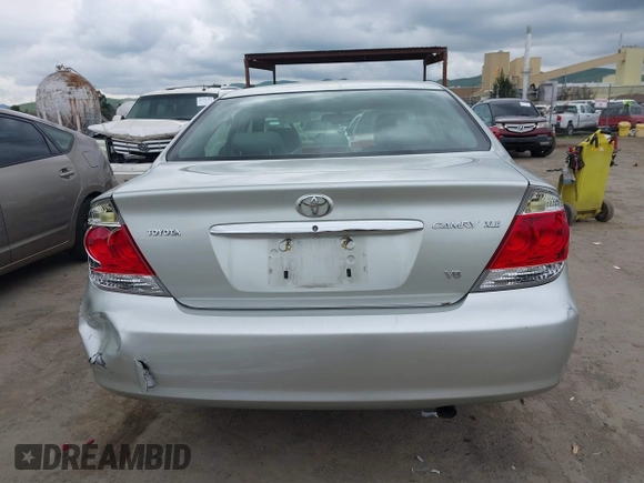 2005 Toyota Camry LE with VIN JTDBF30K650163057, listed as a IAAI auction lot 41730270 with 98,300 mi miles and . Bid and sale history available at DreamBid. Image 16.