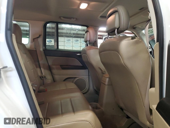 2015 Jeep Patriot High Altitude z VIN 1C4NJPFA0FD157556, wystawiony jako Copart lot #55453425 z przebiegiem 97 409 mil mil oraz Szkoda całkowita • Salvage title. Historia ofert i sprzedaży dostępna na DreamBid. Obrazek 11.