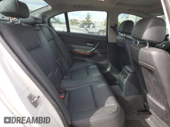 2010 BMW 3 Series 328i with VIN WBAPH5C52AA440273, listed as a Copart auction lot 74540174 with 268,703 mi miles and Salvage title. Bid and sale history available at DreamBid. Image 10.