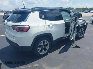 2019 Jeep Compass Limited with VIN 3C4NJCCBXKT725774, listed as a IAAI auction lot 42347887 with 43,472 mi miles and . Bid and sale history available at DreamBid. Image 4.