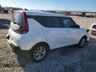 2022 Kia Soul LX with VIN KNDJ23AU3N7151995, listed as a Copart auction lot 86363844 with 61,488 mi miles and Salvage Title. Bid and sale history available at DreamBid. Image 3.