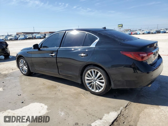 2019 Infiniti Q50 Luxe with VIN JN1EV7AP6KM517703, listed as a Copart auction lot 44838445 with 68,582 mi miles and Clean title. Bid and sale history available at DreamBid. Image 2.