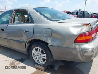1997 Lexus ES 300 с VIN JT8BF22G8V5004366, выставлен на аукционе IAAI как лот 42298289 с пробегом 376 934 миль миль и . История ставок и продаж доступна на DreamBid. Изображение 18.