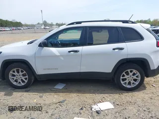 2016 Jeep Cherokee Altitude with VIN 1C4PJLAB9GW352580, listed as a IAAI auction lot 42044284 with 94,227 mi miles and . Bid and sale history available at DreamBid. Image 15.