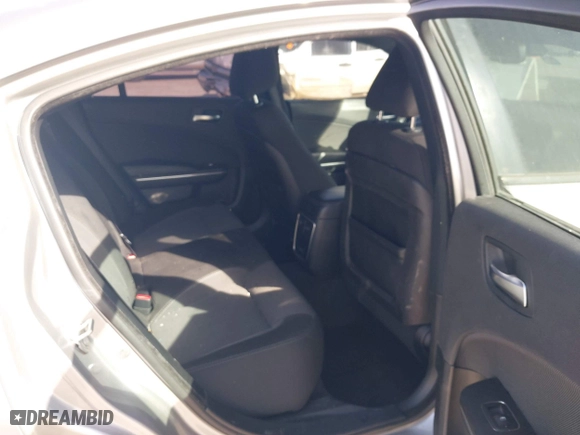 2017 Dodge Charger SE with VIN 2C3CDXBGXHH541198, listed as a IAAI auction lot 41831091 with 141,669 mi miles. Bid and sale history available at carsss.com. Image 8.
