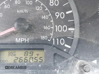 2005 Toyota Corolla CE with VIN 2T1BR32E95C324960, listed as a IAAI auction lot 42652424 with 236,552 mi miles and . Bid and sale history available at DreamBid. Image 7.