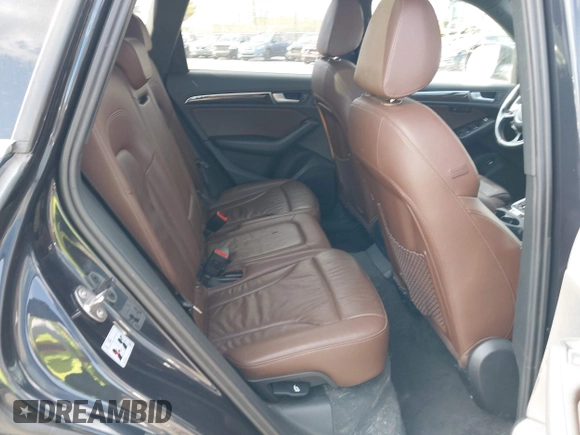 2014 Audi Q5 Premium Plus with VIN WA1LFAFP1EA114946, listed as a IAAI auction lot 42042556 with 190,787 mi miles. Bid and sale history available at carsss.com. Image 8.