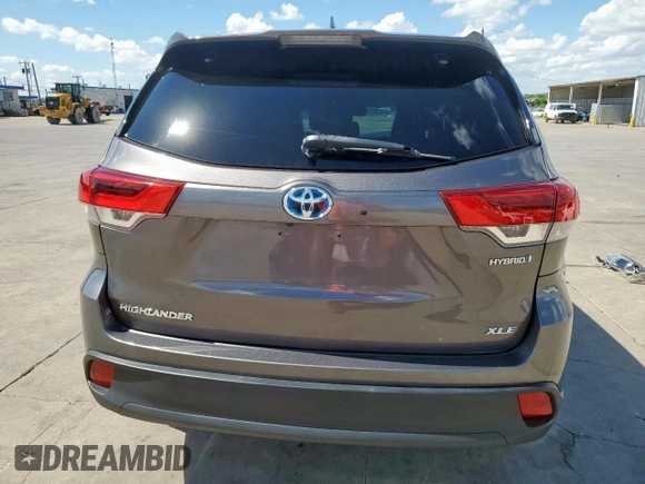 2018 Toyota Highlander Hybrid XLE with VIN 5TDJGRFH1JS045075, listed as a Copart auction lot 62717515 with 81,774 mi miles and Salvage title. Bid and sale history available at DreamBid. Image 6.
