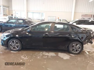 2022 Kia Forte LXS with VIN 3KPF24AD5NE484890, listed as a IAAI auction lot 41006516 with 39,213 mi miles and . Bid and sale history available at DreamBid. Image 14.