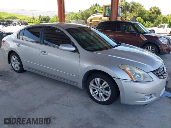 2012 Nissan Altima 2.5 S with VIN 1N4AL2AP7CC230257, listed as a IAAI auction lot 39940478 with 191,040 mi miles. Bid and sale history available at carsss.com. Image 1.