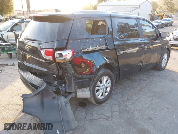 2016 Kia Sedona LX with VIN KNDMB5C11G6178083, listed as a IAAI auction lot 41405857 with 170,334 mi miles. Bid and sale history available at carsss.com. Image 4.