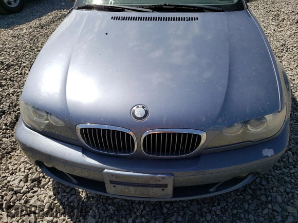 2005 BMW 3 Series 325Ci with VIN WBABW33455PL38142, listed as a Copart auction lot 70311304 with Not Provided miles and Clean Title. Bid and sale history available at carsss.com. Image 11.