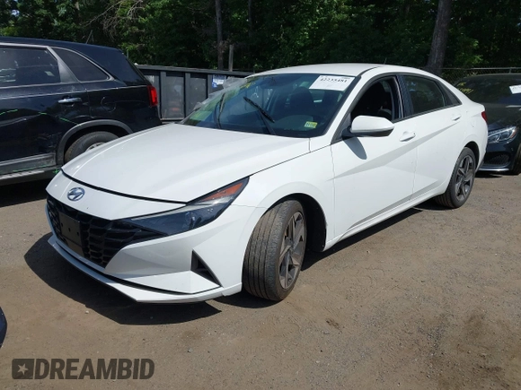 2023 Hyundai Elantra SEL with VIN 5NPLS4AG0PH112059, listed as a IAAI auction lot 42235481 with 32,165 mi miles and . Bid and sale history available at DreamBid. Image 2.