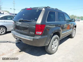 2005 Jeep Grand Cherokee Limited with VIN 1J8HR58255C575317, listed as a IAAI auction lot 42021565 with 205,257 mi miles. Bid and sale history available at carsss.com. Image 4.