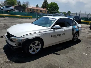 2014 BMW 3 Series 320i xDrive с VIN WBA3C3C53EP661398, выставлен на аукционе Copart как лот 58251975 с пробегом 93 179 миль миль и Списание • Salvage title. История ставок и продаж доступна на DreamBid. Изображение 1.
