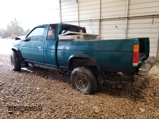 1997 Nissan Frontier XE with VIN 1N6SD16Y2VC338776, listed as a Copart auction lot 45020595 with 243,030 mi miles and Salvage title. Bid and sale history available at DreamBid. Image 2.