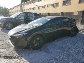 2024 Toyota Prius LE with VIN JTDACAAU4R3033503, listed as a Copart auction lot 62149775 with 9,965 mi miles and Salvage title. Bid and sale history available at DreamBid. Image 1.