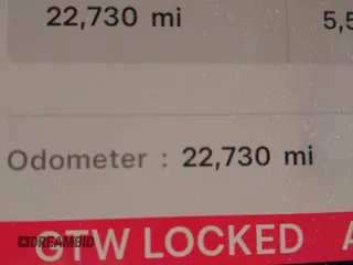 2023 Tesla Model 3 z VIN 5YJ3E1EA9PF566224, wystawiony jako IAAI lot #42292218 z przebiegiem 22 730 mil mil oraz . Historia ofert i sprzedaży dostępna na DreamBid. Obrazek 7.