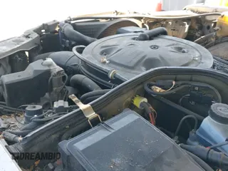 1989 Mercedes-Benz 300 с VIN WDBCA25D3KA466244, выставлен на аукционе IAAI как лот 42780538 с пробегом 209 719 миль миль и . История ставок и продаж доступна на DreamBid. Изображение 12.