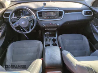 2016 Kia Sorento LX with VIN 5XYPG4A34GG064038, listed as a Copart auction lot 42532315 with 130,292 mi miles and Salvage Title. Bid and sale history available at DreamBid. Image 8.