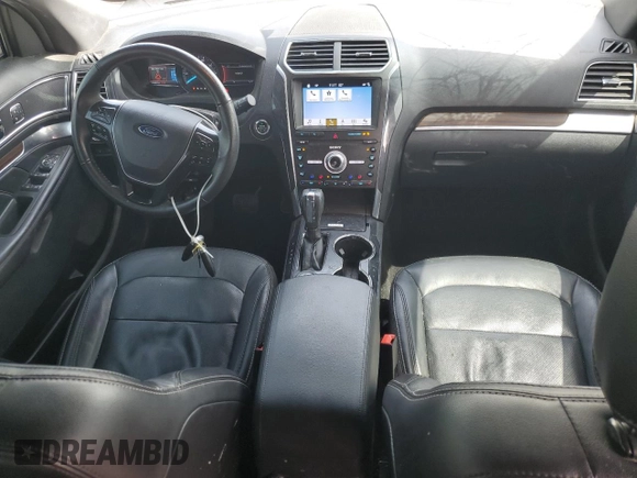 2019 Ford Explorer Limited z VIN 1FM5K8F82KGB43145, wystawiony jako Copart lot #57031025 z przebiegiem 76 481 mil mil oraz Szkoda całkowita • Salvage title. Historia ofert i sprzedaży dostępna na DreamBid. Obrazek 8.