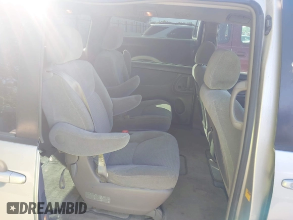 2006 Toyota Sienna CE с VIN 5TDZA23C26S567967, выставлен на аукционе IAAI как лот 42395076 с пробегом 272 164 миль миль и . История ставок и продаж доступна на DreamBid. Изображение 8.