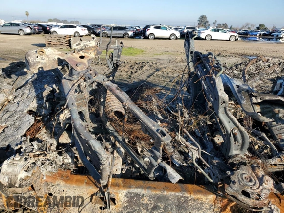 2022 Ford F-250 XL z VIN 1FT8W2BT8NED61071, wystawiony jako Copart lot #41695165 z przebiegiem Nie podano mil oraz Nie do naprawy • Non repairable. Historia ofert i sprzedaży dostępna na DreamBid. Obrazek 10.
